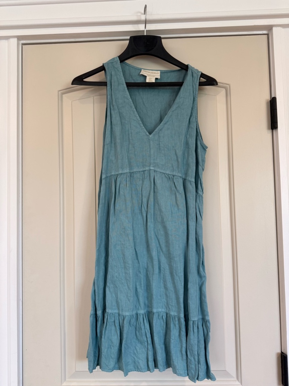 Women’s Sleeveless V-Neck Tiered Dress - Teal